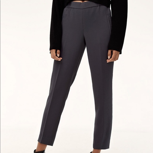 Aritzia Pants - Wilfred darontal pant navy size 4 Cohen